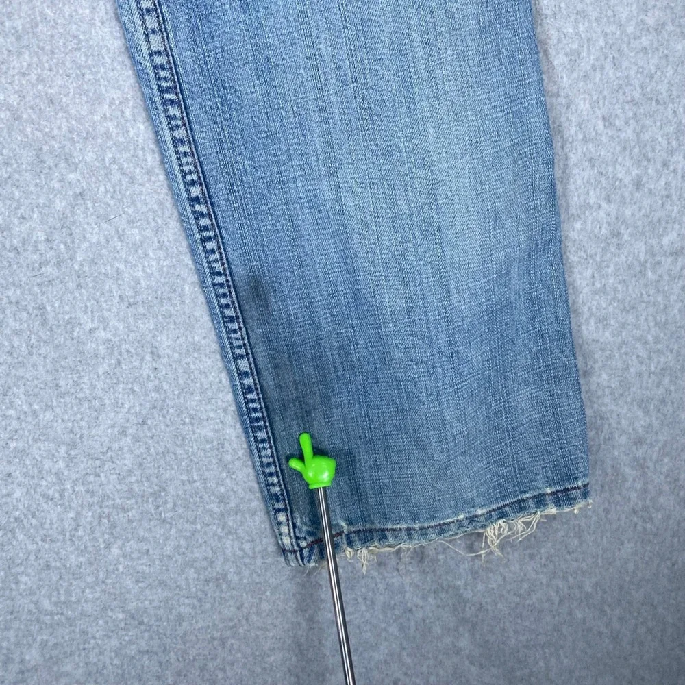 Vintage Levi's 514 Slim Straight Jeans Men 32x30 Blue Distressed Destroyed Denim